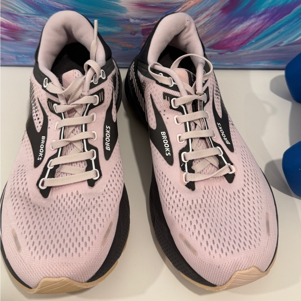 Brooks Women's Pink and Black Running Shoes
